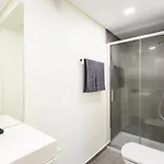 Daire Ambassador Private Pool *